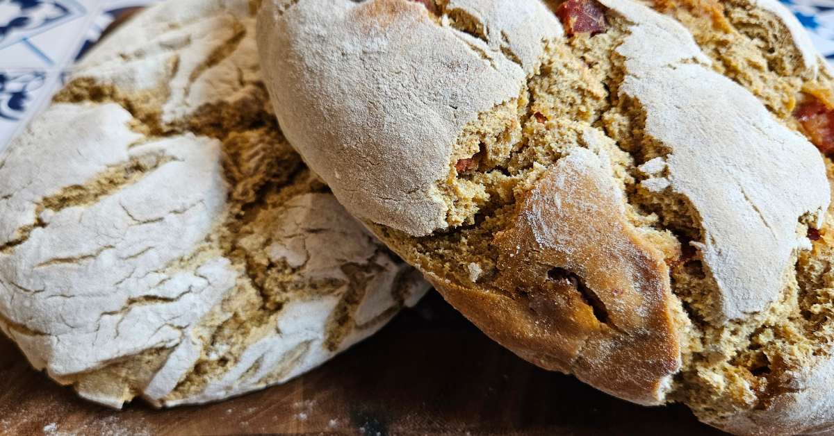 Portuguese Broa de Milho